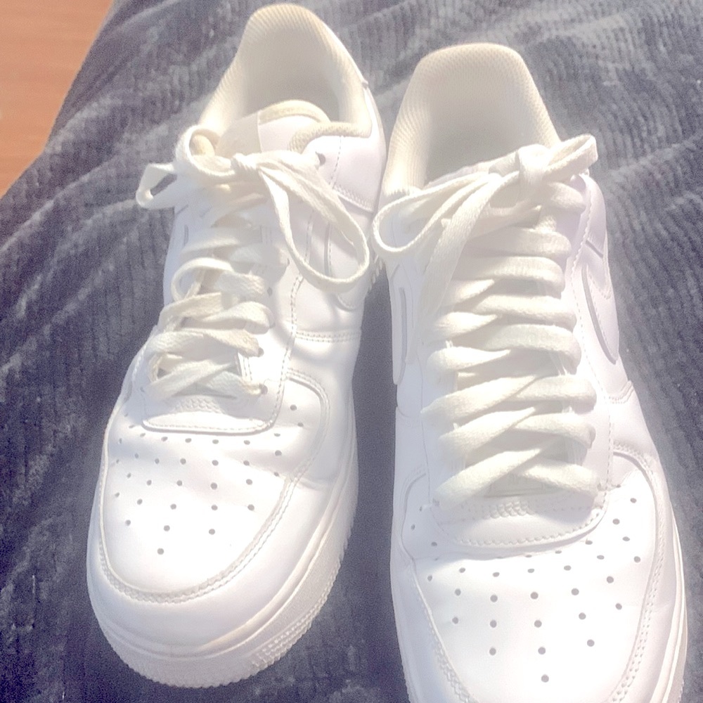 Air Force one’s men’s 9 very good condition